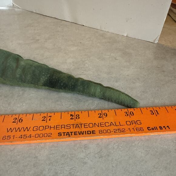 Folkmanis Green Iguana Lizard Puppet Plush 30" Realistic Stuffed Animal Toy Gift - Picture 3 of 16